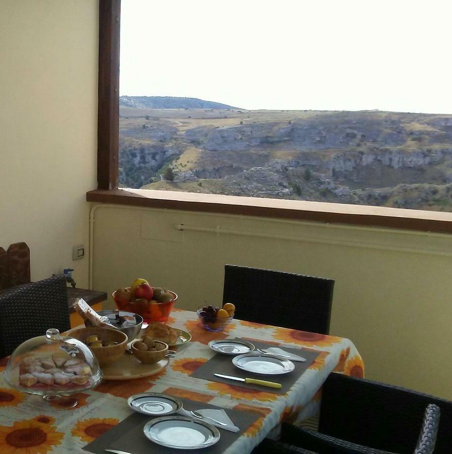 Uno Sguardo Sui Sassi Bed and Breakfast Ματέρα Εξωτερικό φωτογραφία