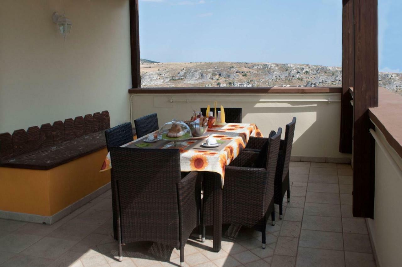 Uno Sguardo Sui Sassi Bed and Breakfast Ματέρα Εξωτερικό φωτογραφία